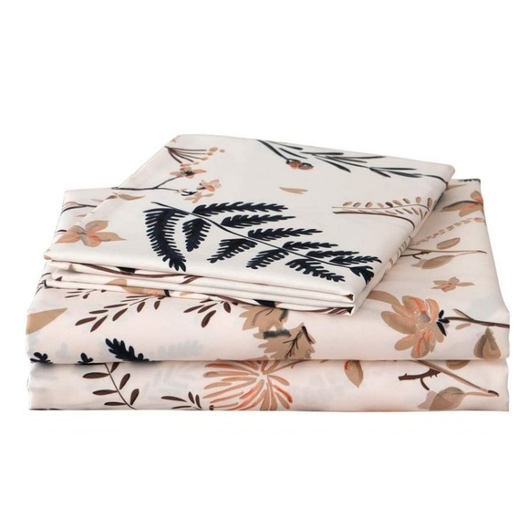 ‼️Last 1‼️ 4 Piece Soft Floral Queen Size Sheets - Picture 5 of 6